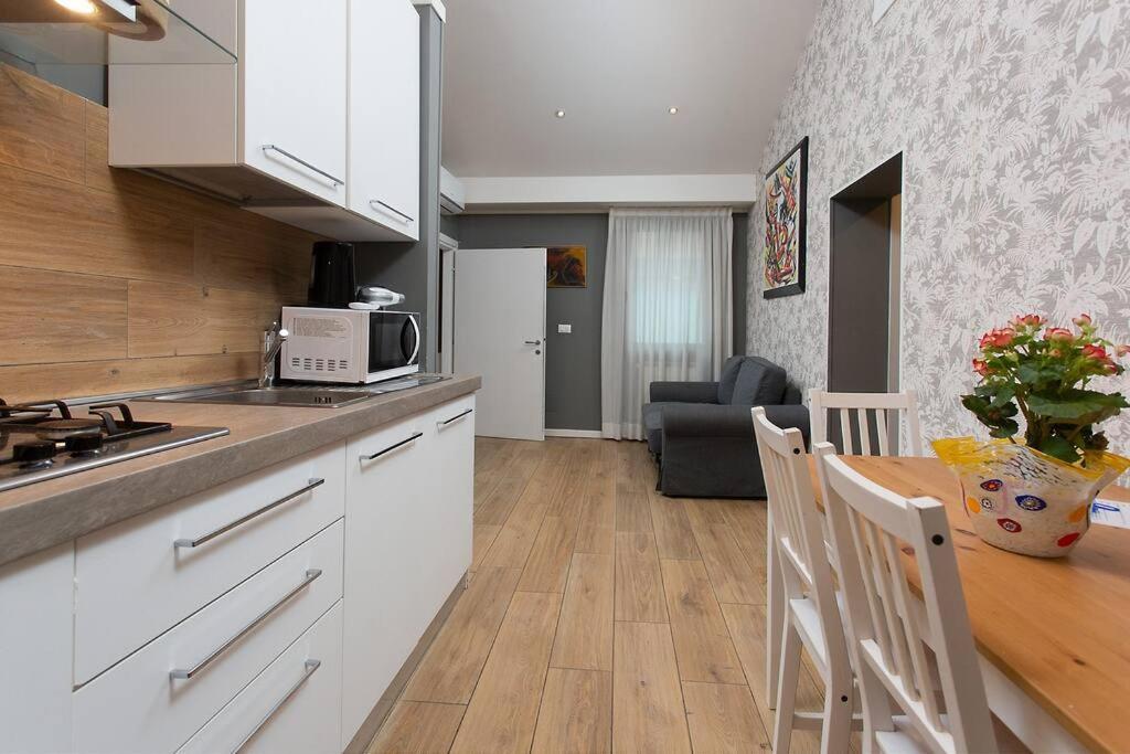 Apartament Art - Biennale